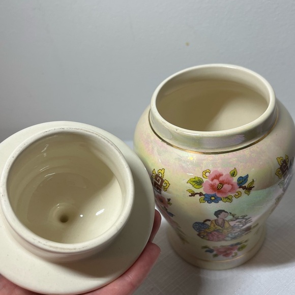 Sadler Vintage Ginger Jar England Luster Glaze Roses Flowers Console Jar 6.8" - Picture 6 of 7